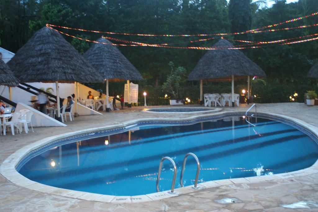 Morogoro Hotel Kültér fotó
