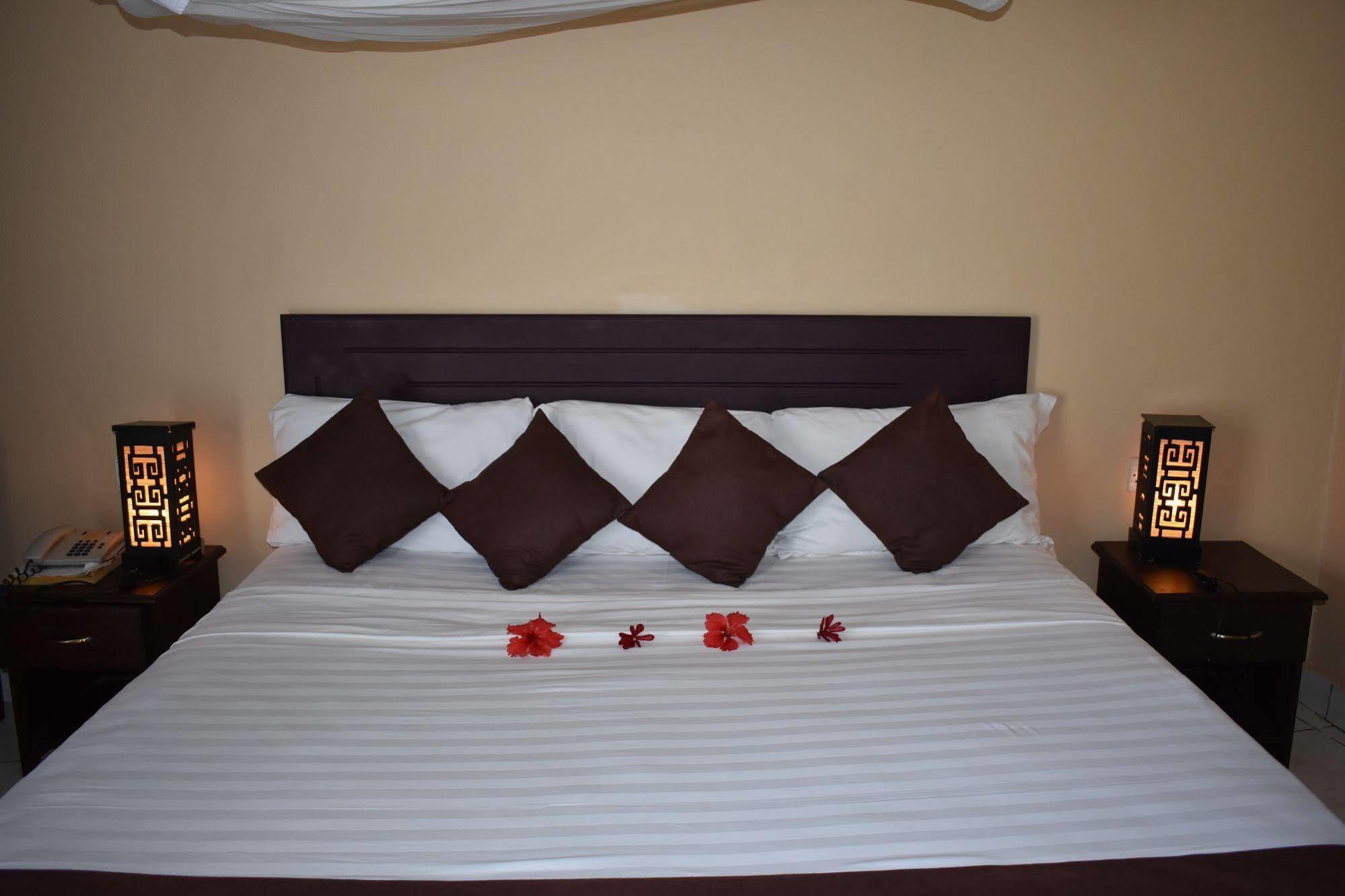 Morogoro Hotel Kültér fotó